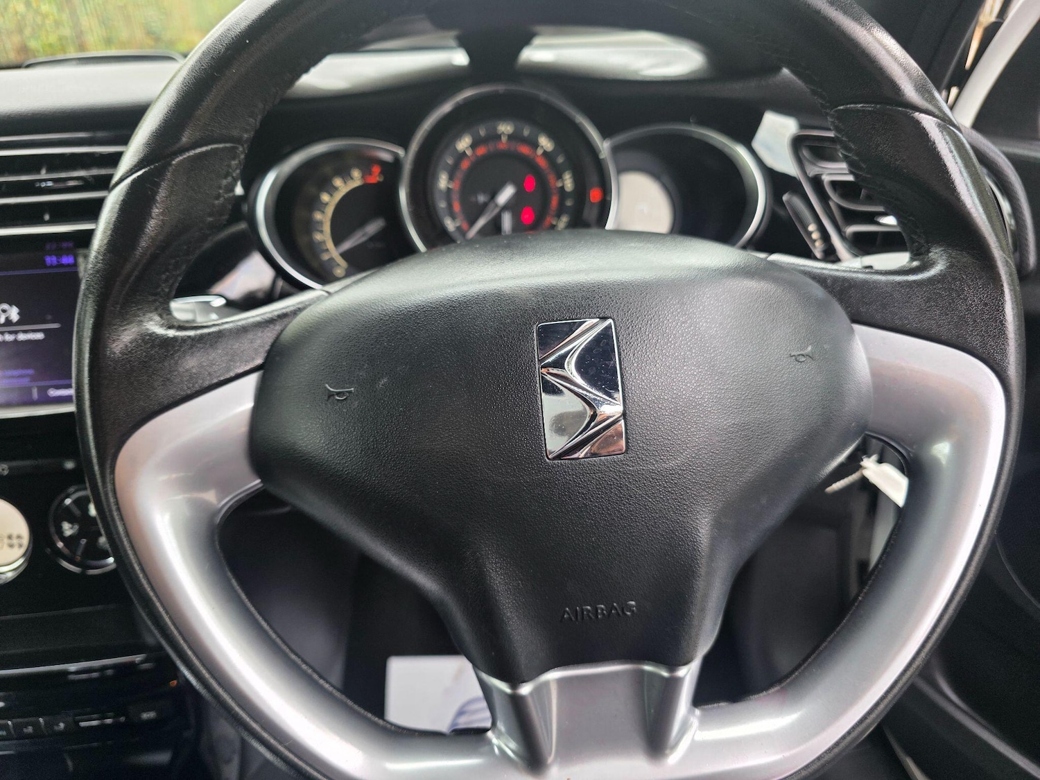 Used DS Automobiles DS 3 2015 for sale - 76802484: Photo 18