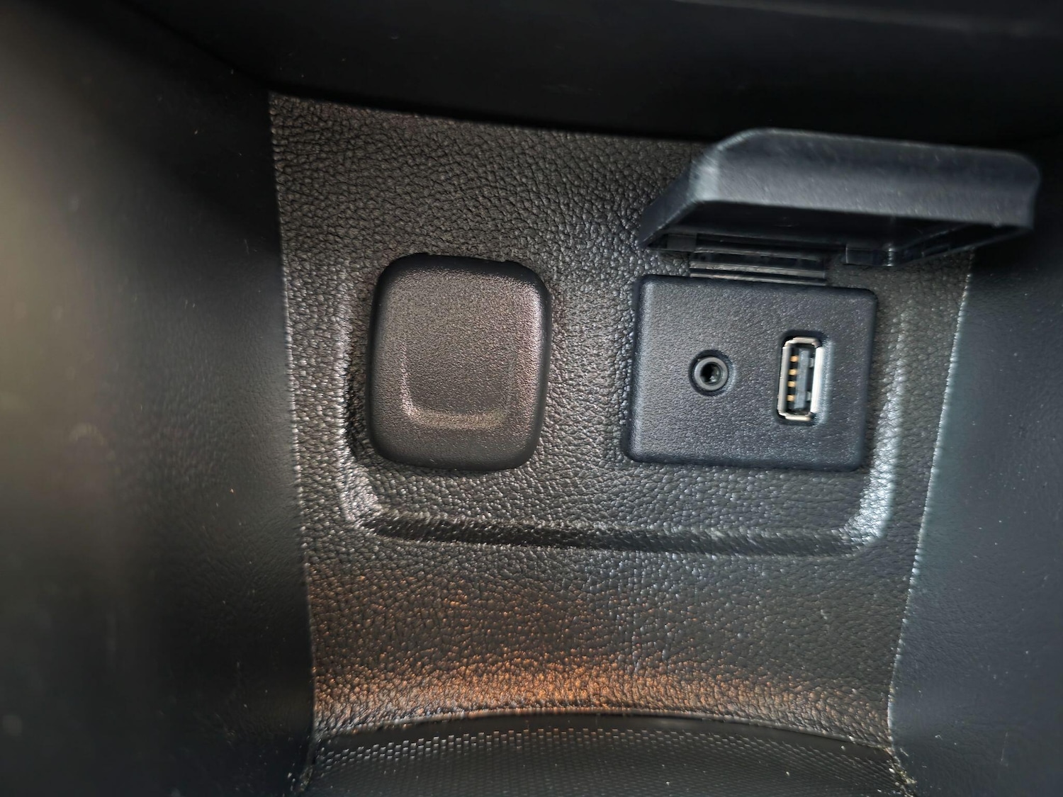 Used Vauxhall Mokka 2015 for sale - 76458159: Photo 24