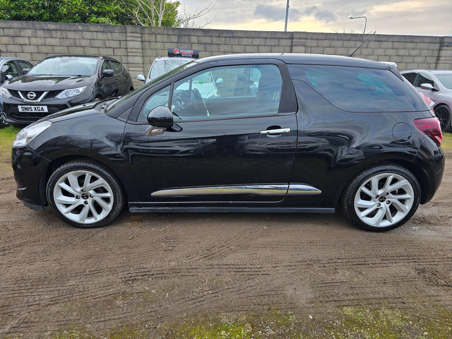 Used DS Automobiles DS 3 2015 for sale - 76188877: Photo 12
