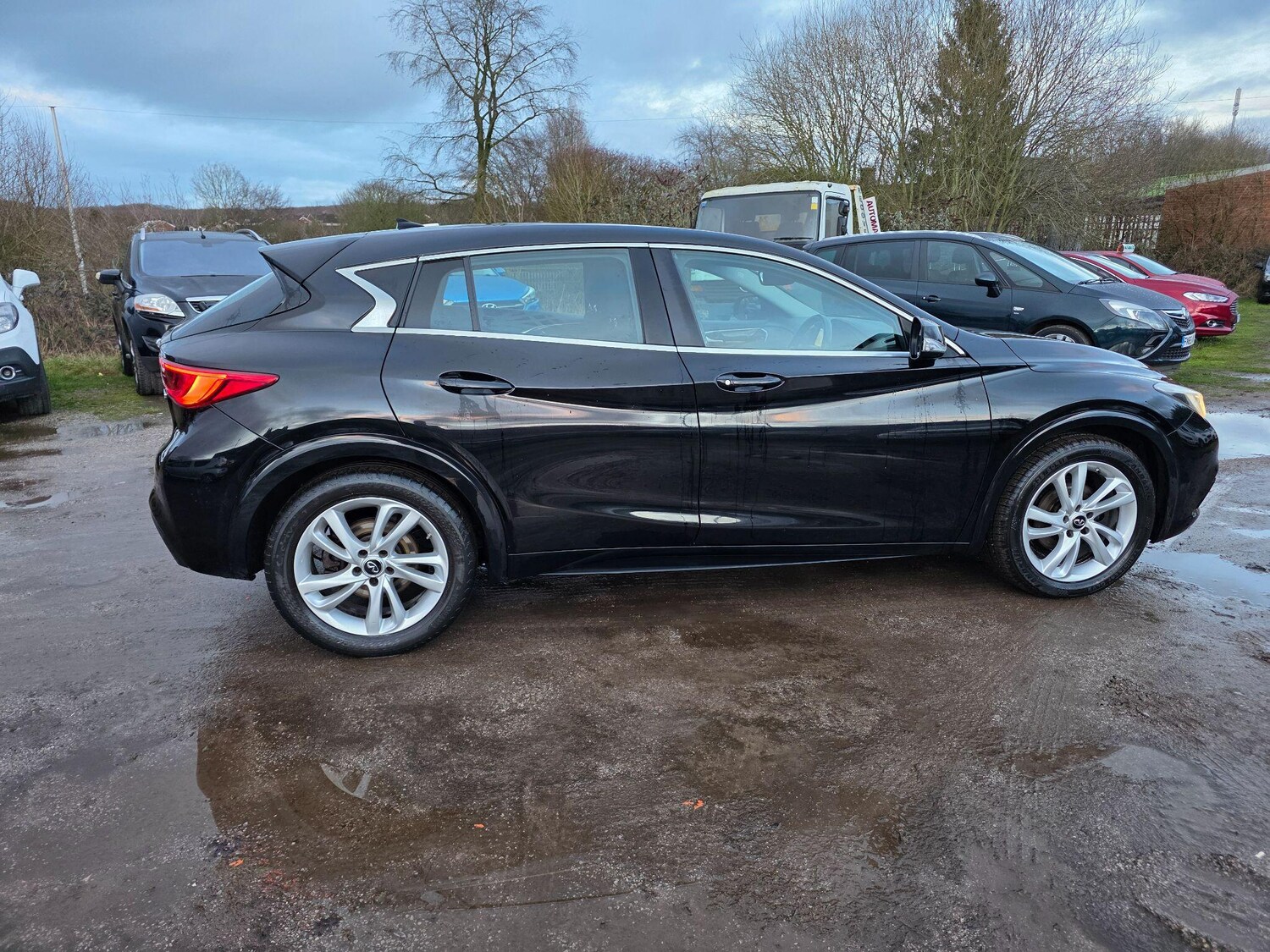 Used Infiniti Q30 2017 for sale - 77524660: Photo 11