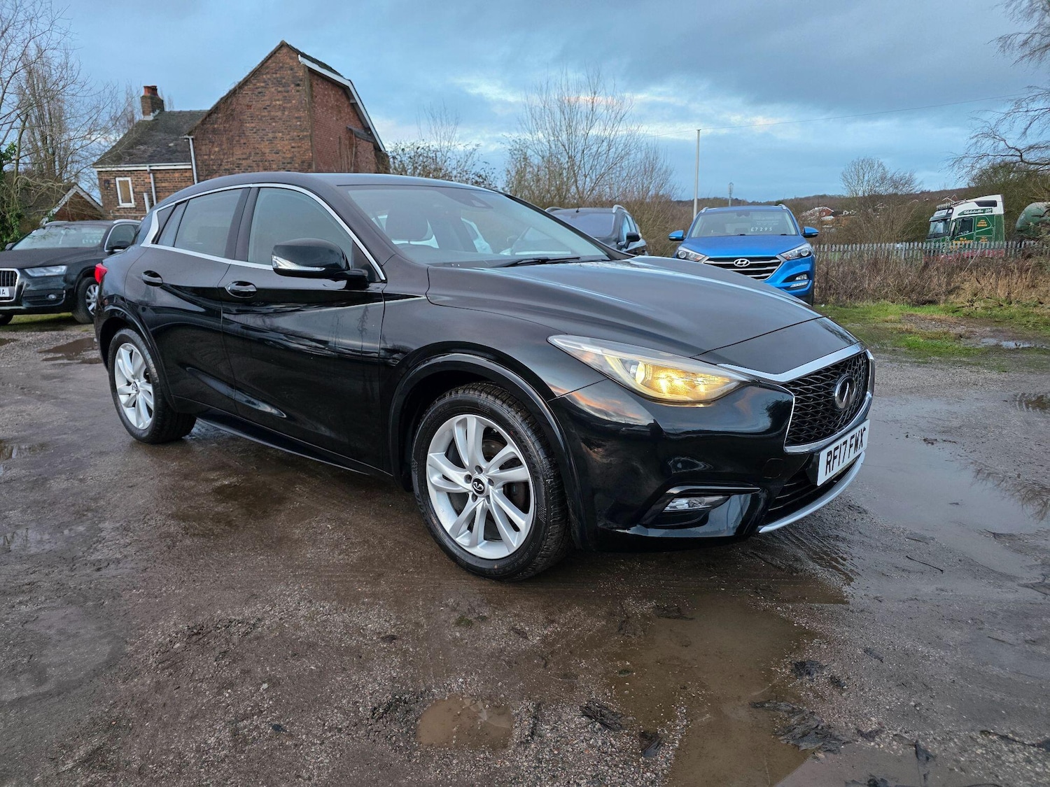 Used Infiniti Q30 2017 for sale - 77524660: Photo 5