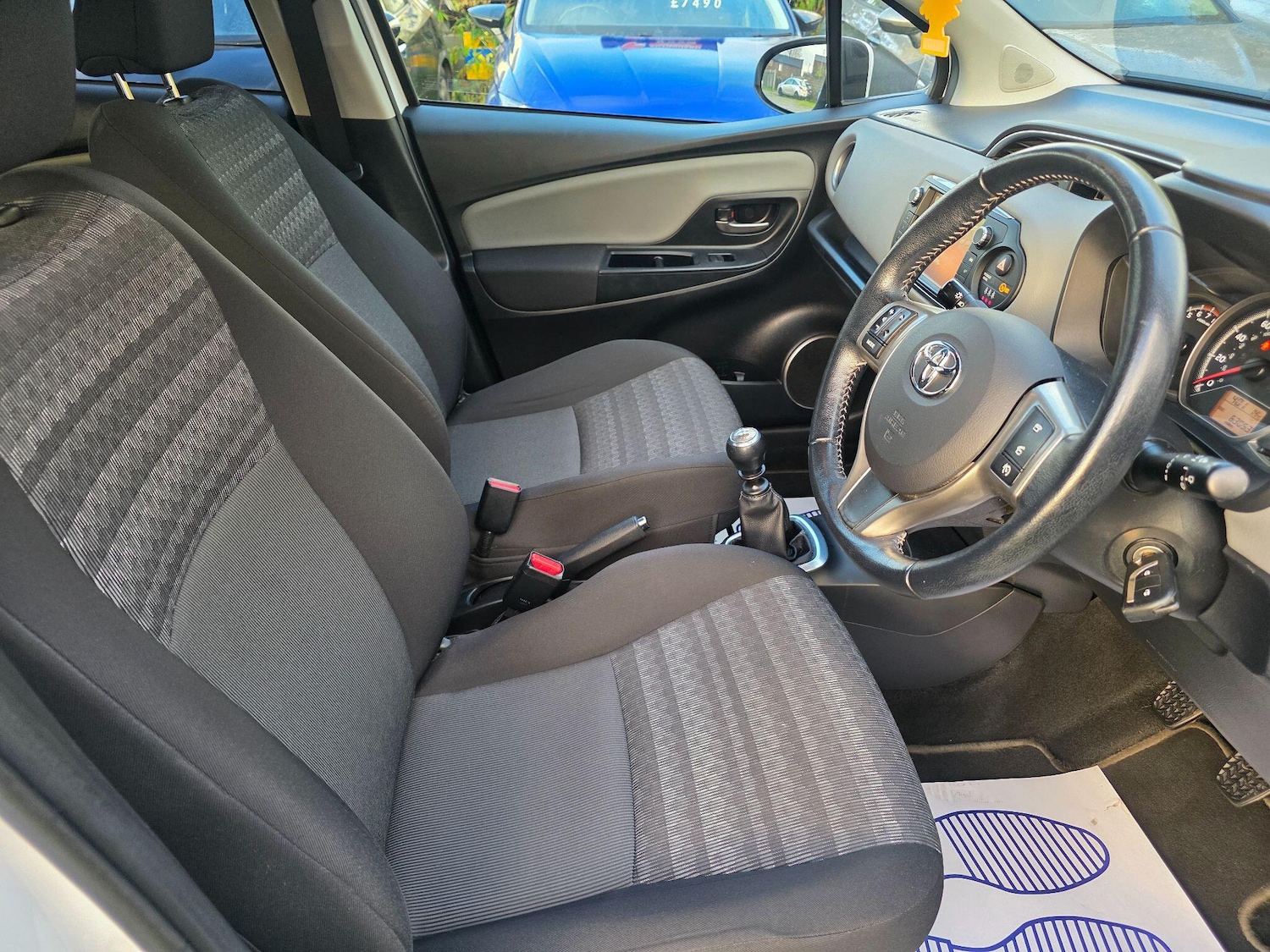 Used Toyota Yaris 2016 for sale - 76992943: Photo 16