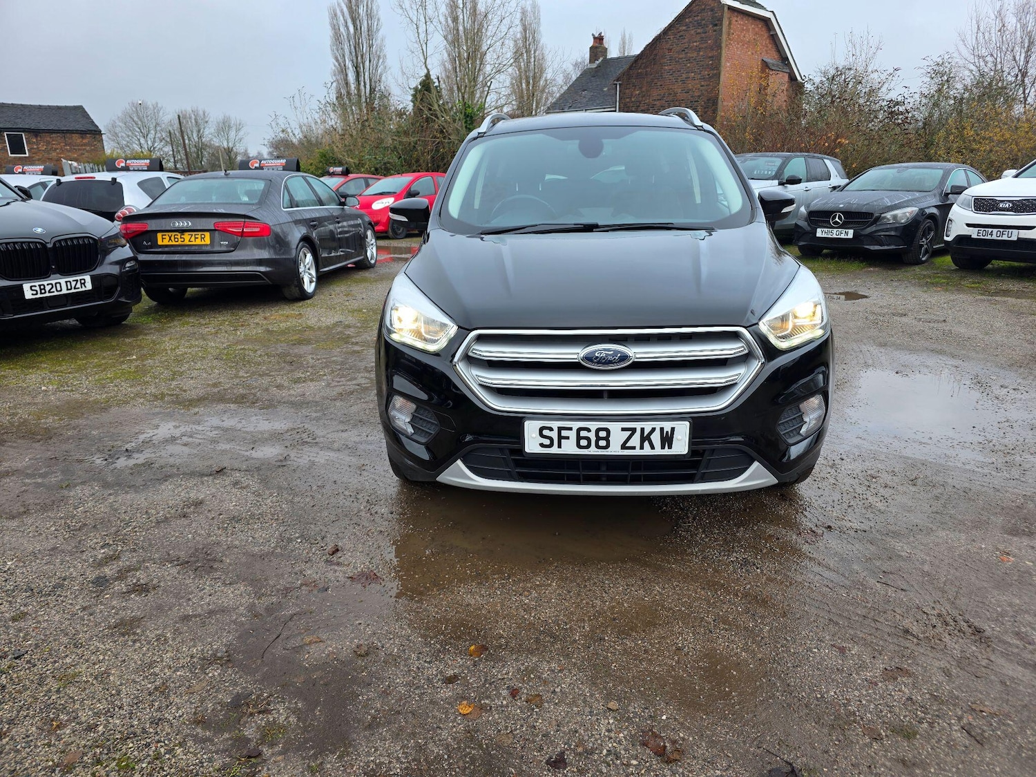 Used Ford Kuga 2018 for sale - 76824792: Photo 2