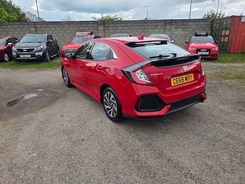 Used Honda Civic 2018 for sale - 78585954: Photo
