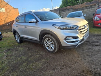 Used Hyundai TUCSON 2015 for sale - 76991377: Photo