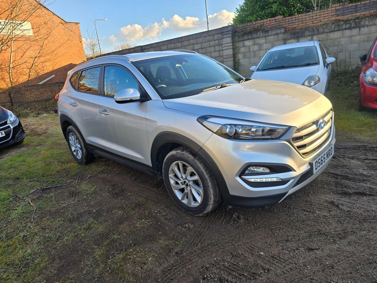 Used Hyundai TUCSON 2015 for sale - 76991377: Photo 2