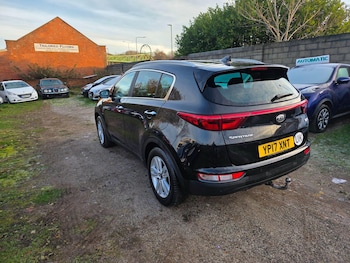 Used Kia Sportage 2017 for sale - 76644749: Photo