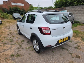 Used Dacia Sandero Stepway 2015 for sale - 79279776: Photo