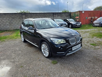 Used BMW X1 2014 for sale - 76995255: Photo