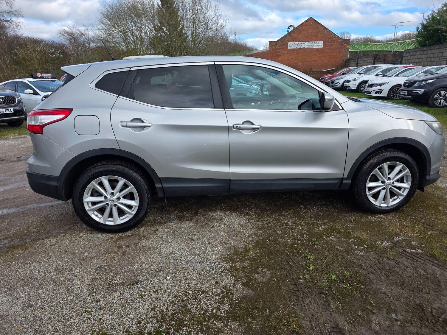 Used Nissan Qashqai 2014 for sale - 77723054: Photo 10
