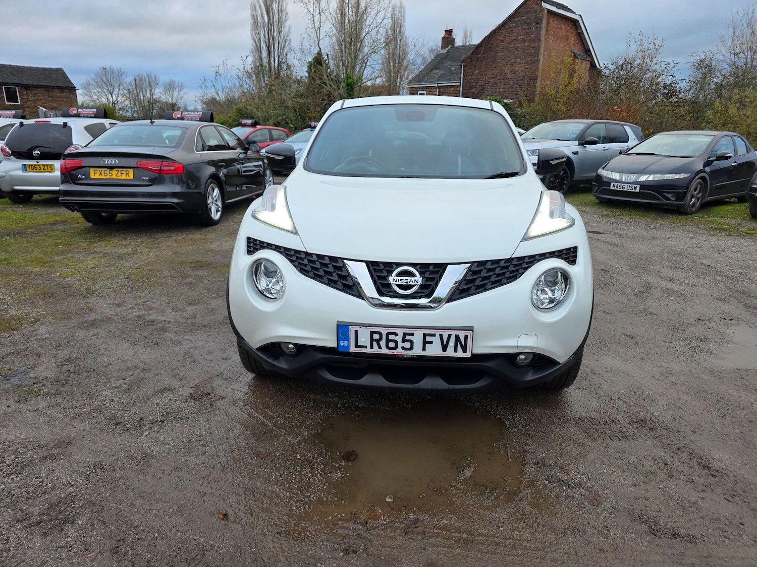 Used Nissan Juke for sale - 76728421: Photo 2