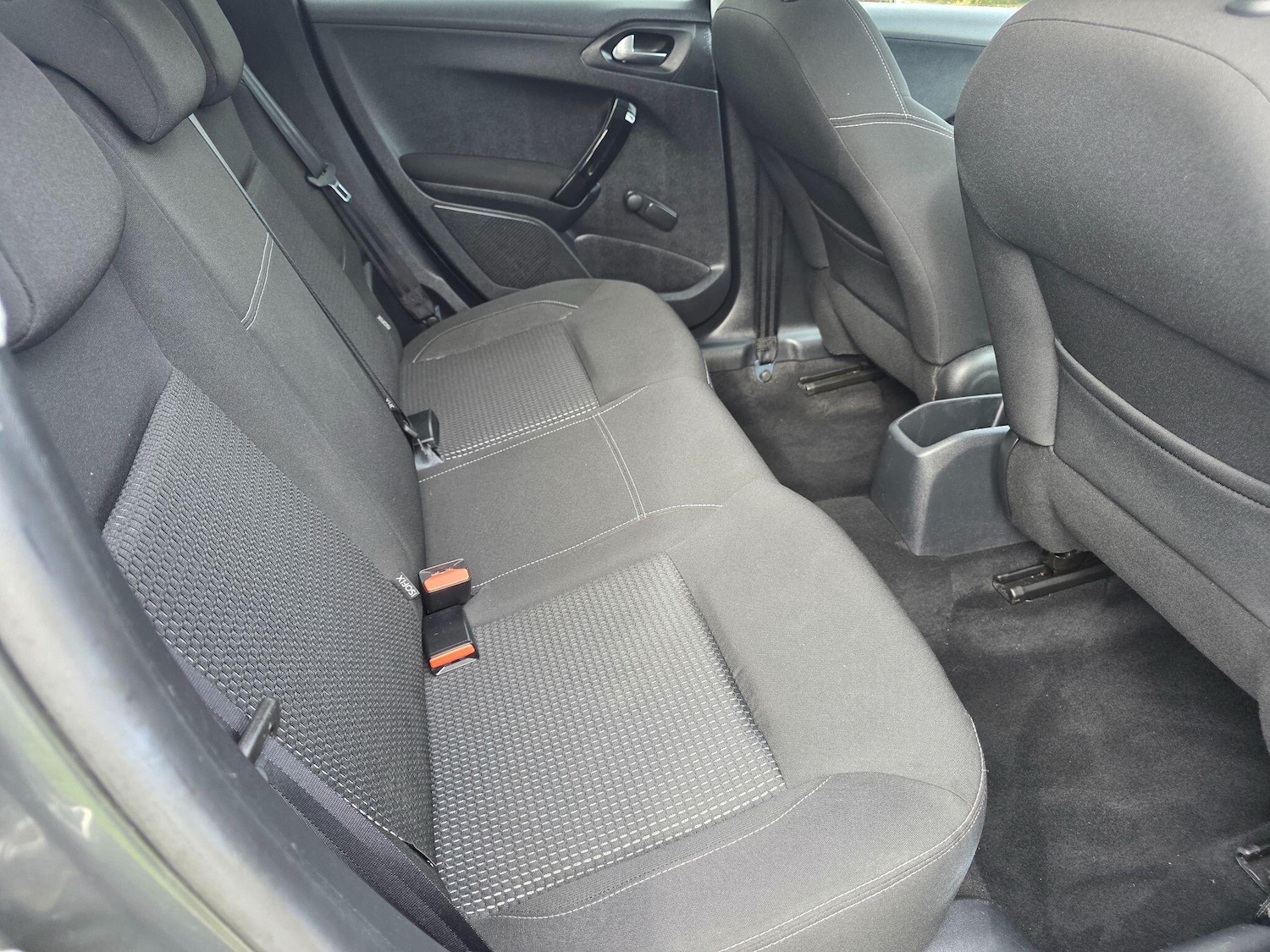 Used Peugeot 208 for sale - 76989720: Photo 24