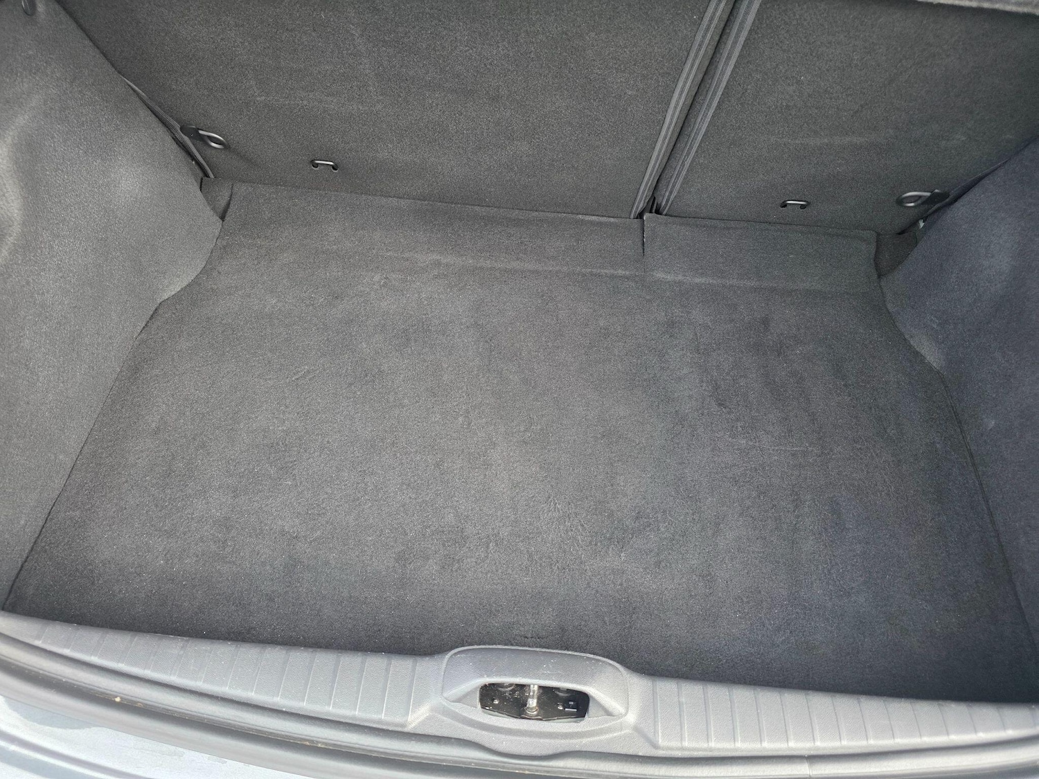 Used Peugeot 208 for sale - 76989720: Photo 34