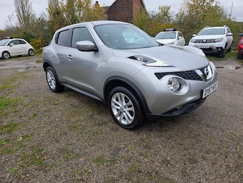Used Nissan Juke 2017 for sale - 76457122: Photo