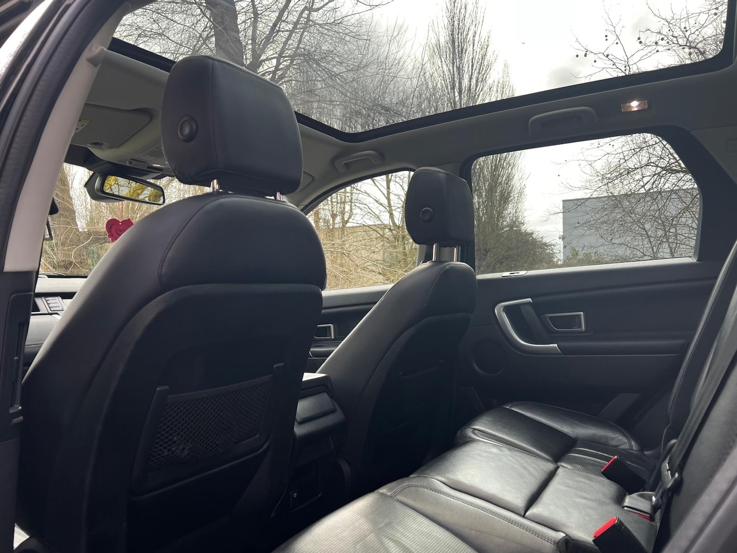 Used Land Rover Discovery Sport 2016 for sale - 77735130: Photo 14