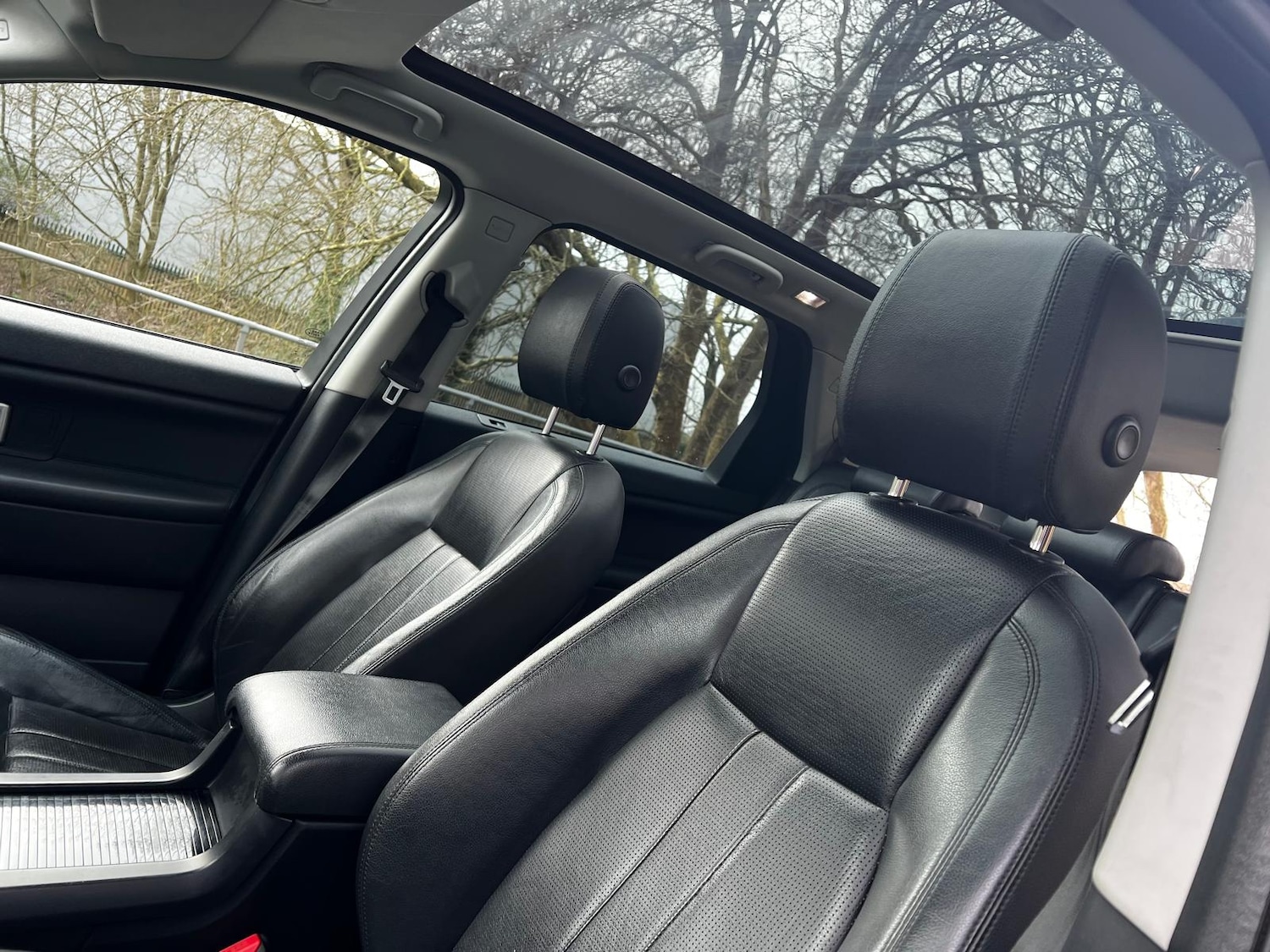 Used Land Rover Discovery Sport 2016 for sale - 77735130: Photo 17