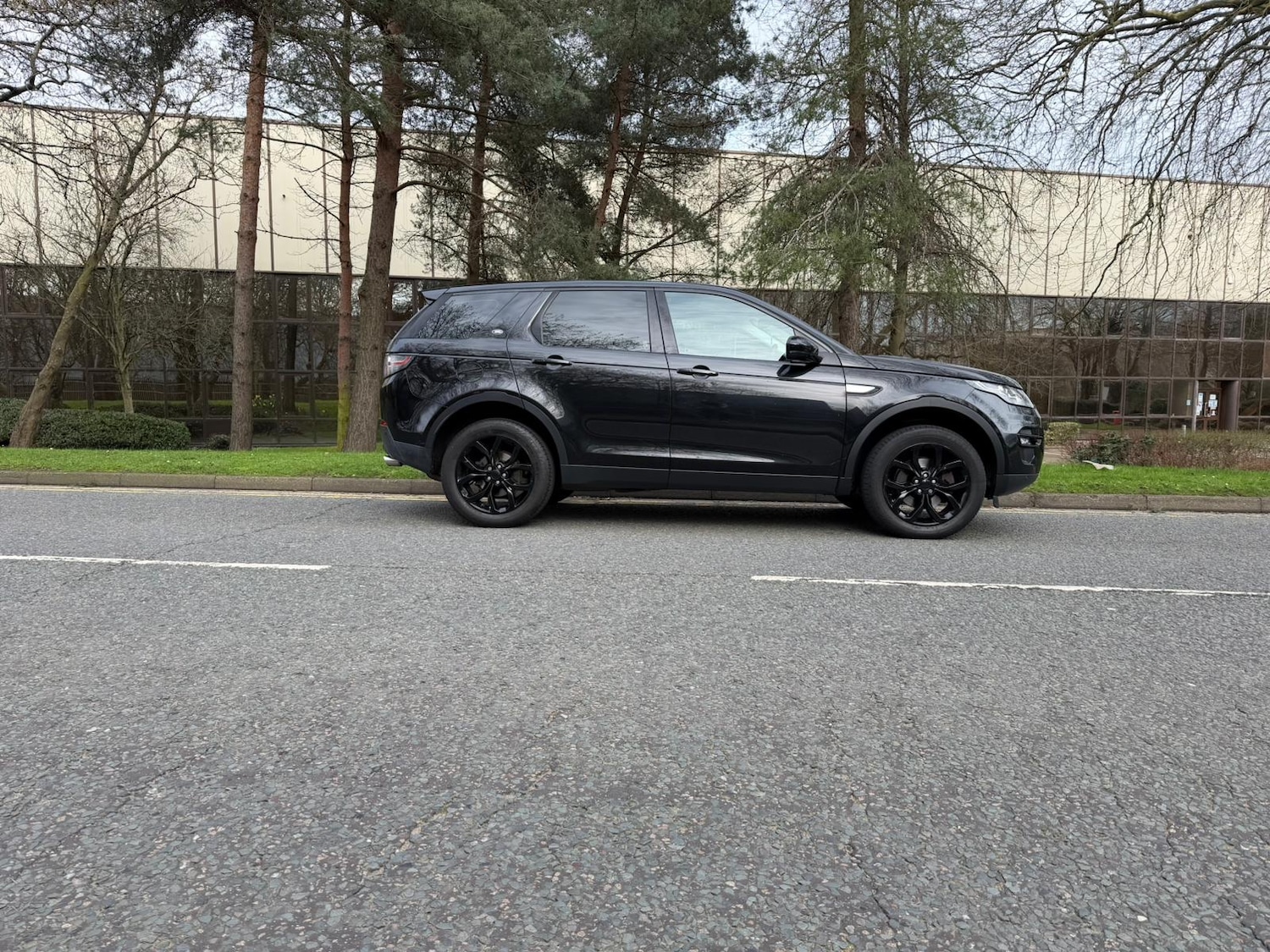 Used Land Rover Discovery Sport 2016 for sale - 77735130: Photo 33