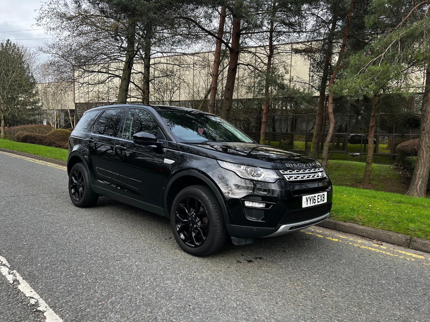 Used Land Rover Discovery Sport 2016 for sale - 77735130: Photo 7