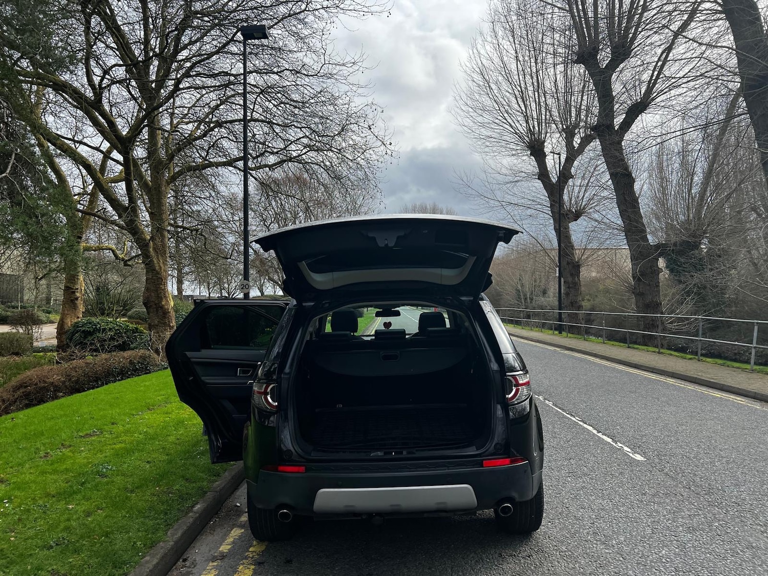 Used Land Rover Discovery Sport 2016 for sale - 77735130: Photo 9