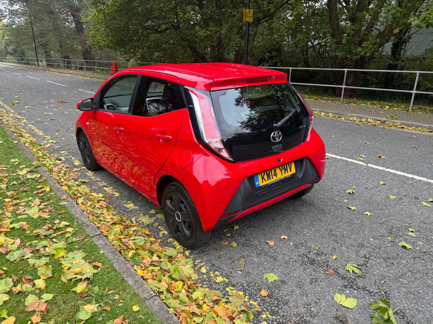 Used Toyota AYGO 2015 for sale - 76627252: Photo 10