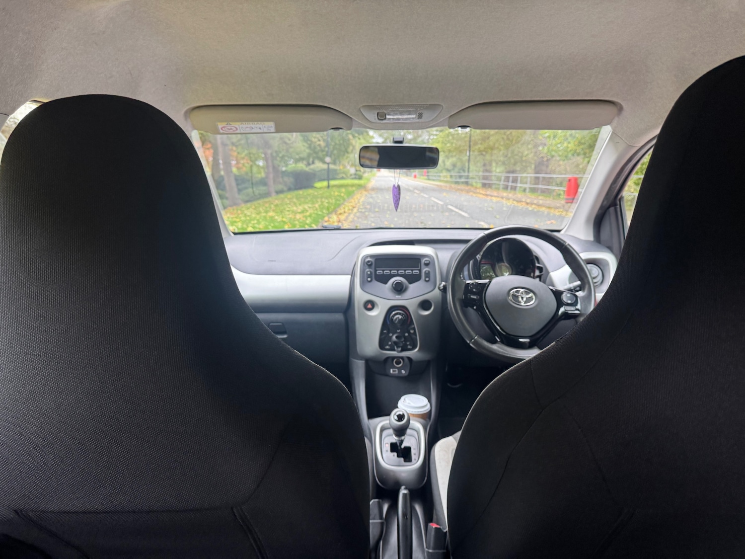 Used Toyota AYGO 2015 for sale - 76627252: Photo 12