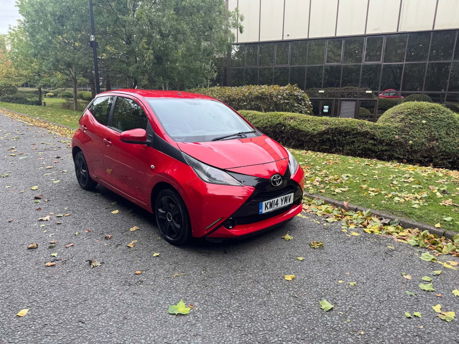 Used Toyota AYGO 2015 for sale - 76627252: Photo 4