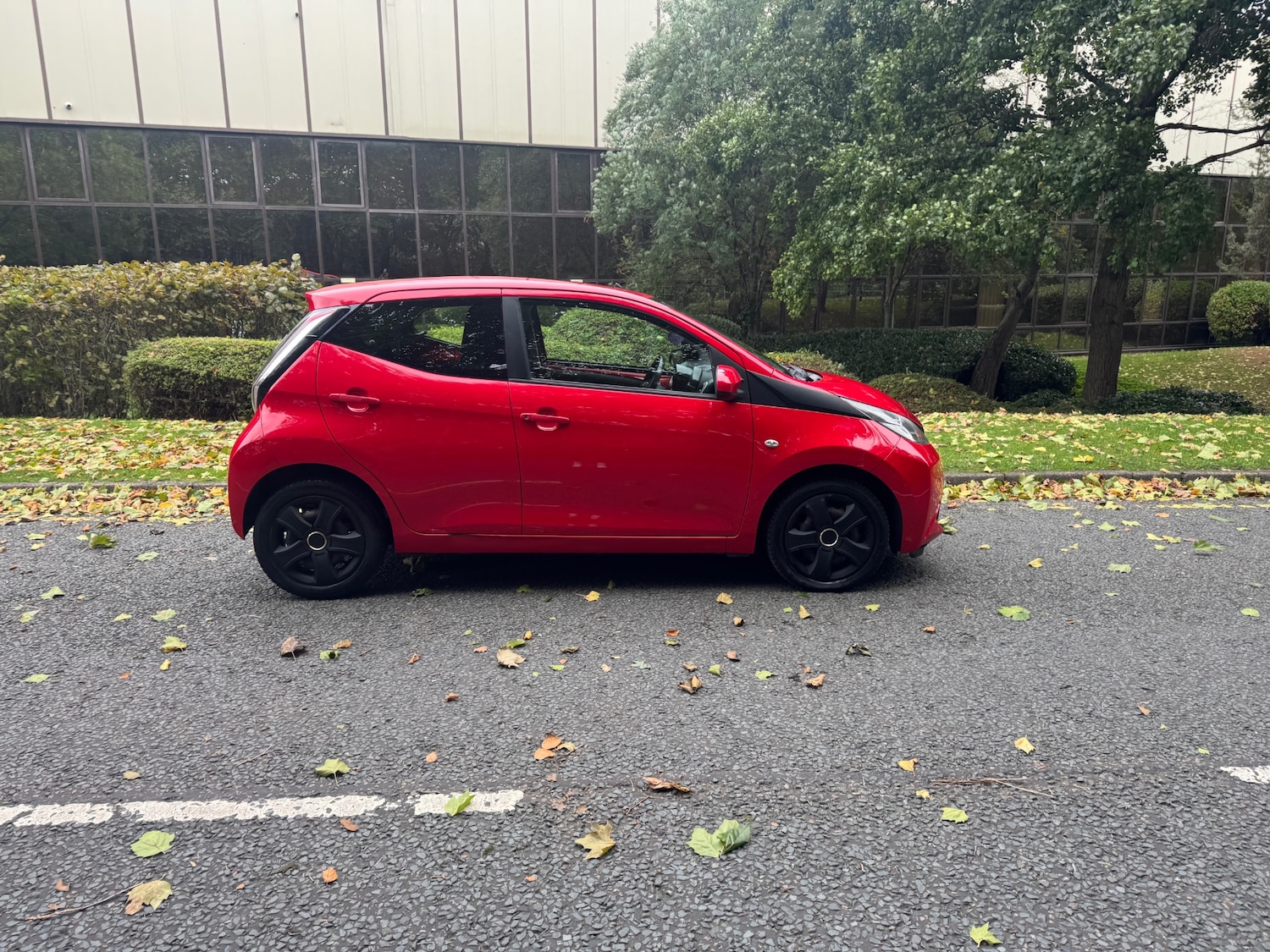 Used Toyota AYGO 2015 for sale - 76627252: Photo 6