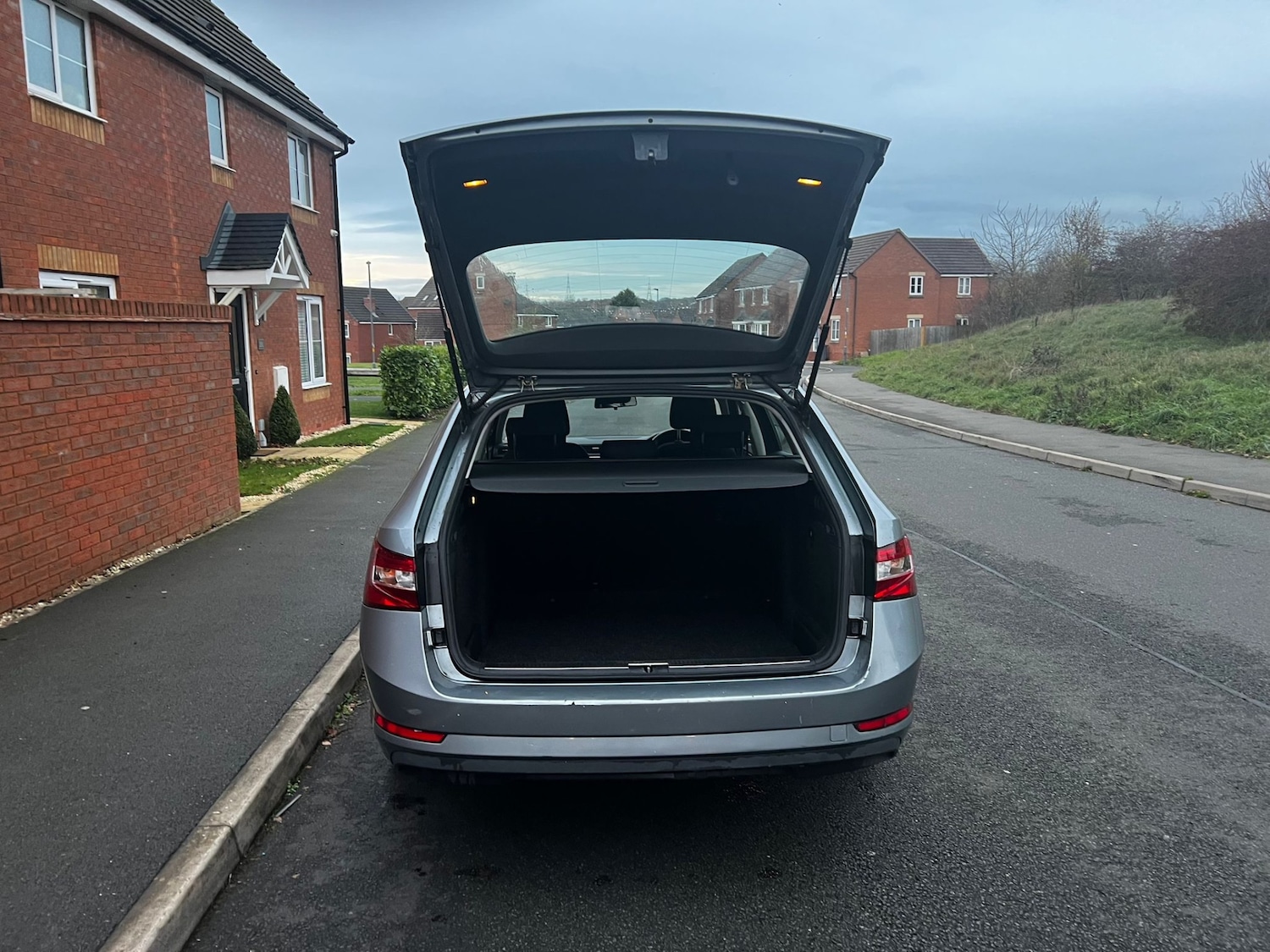 Used Skoda Superb 2018 for sale - 76713302: Photo 11