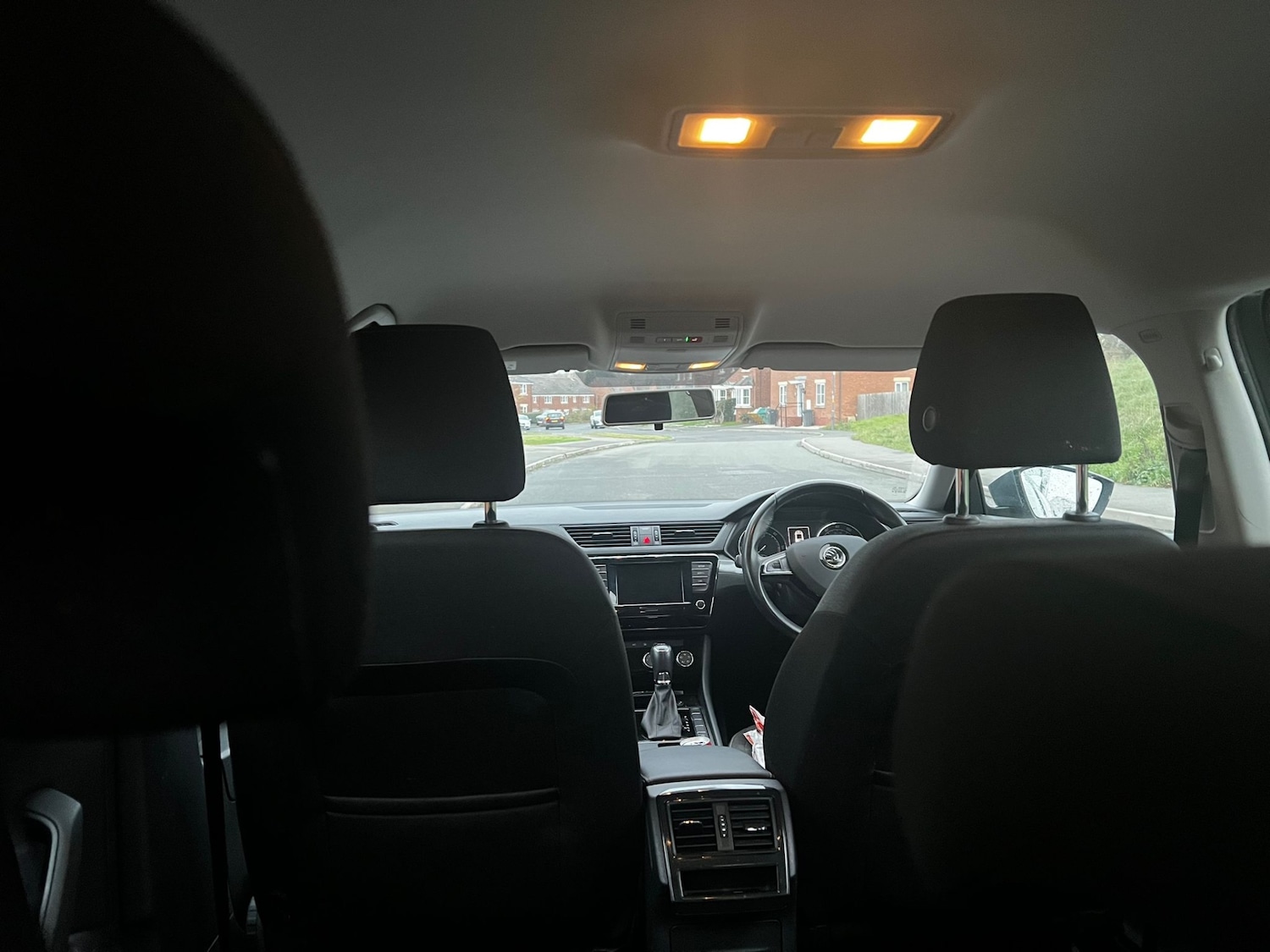 Used Skoda Superb 2018 for sale - 76713302: Photo 12