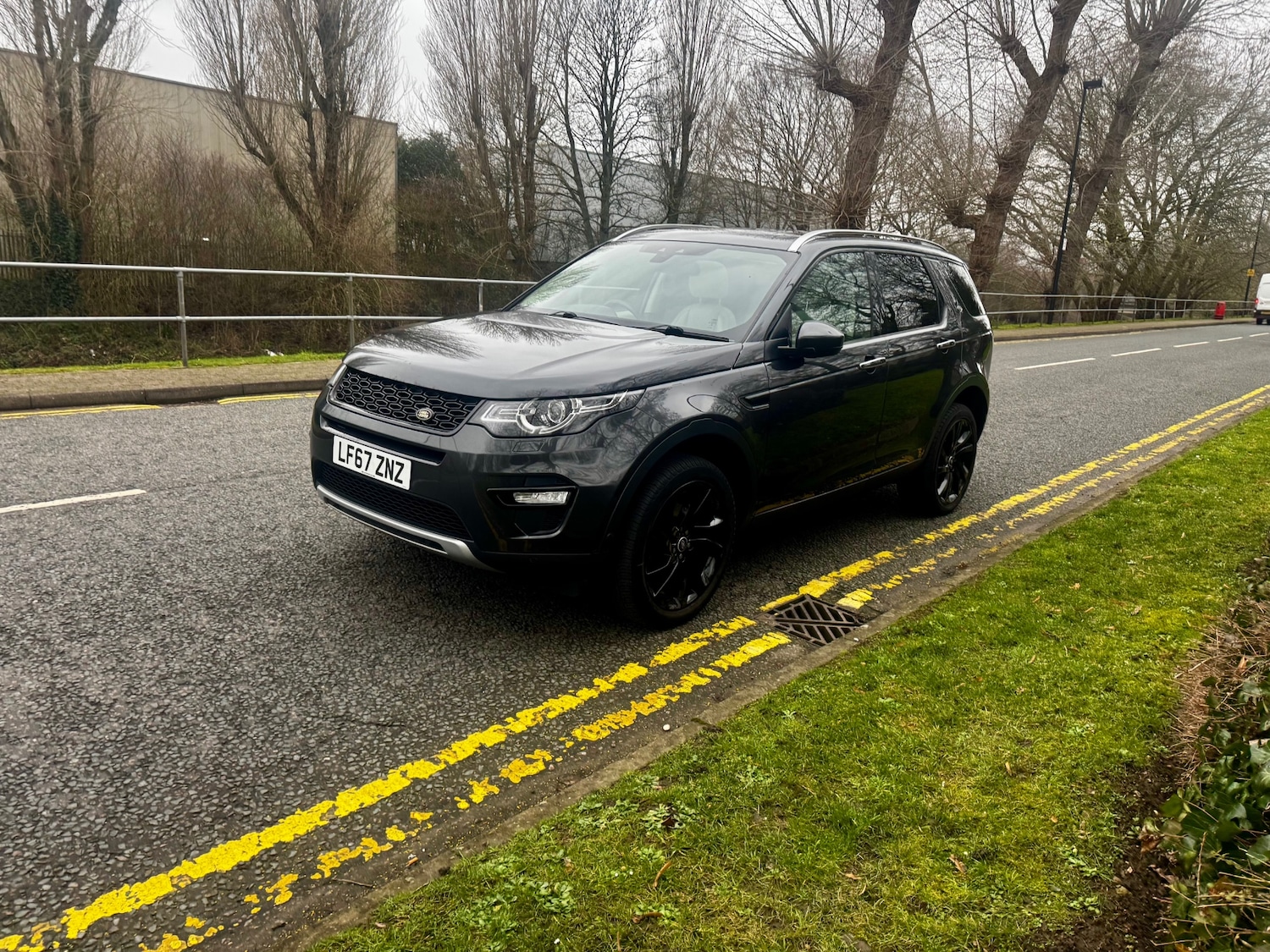Used Land Rover Discovery Sport 2017 for sale - 77423148: Photo 12