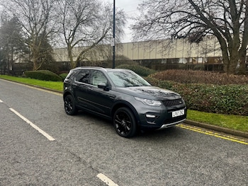 Used Land Rover Discovery Sport 2017 for sale - 77423148: Photo