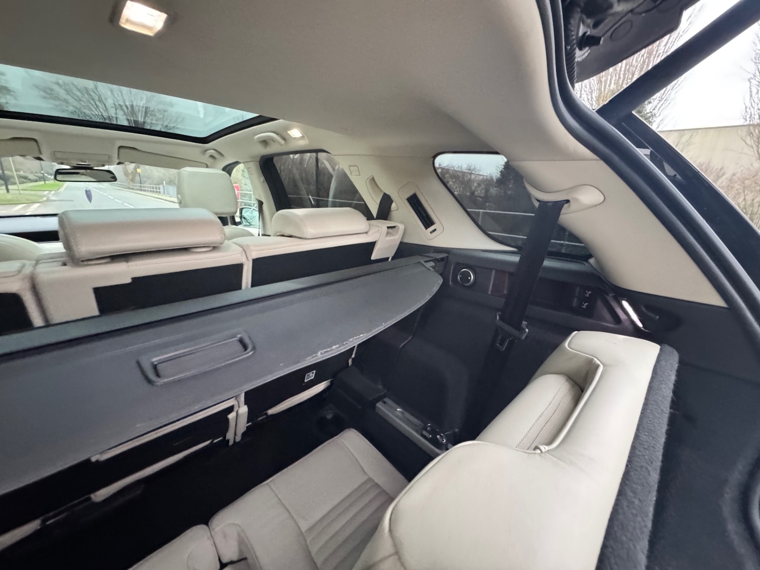 Used Land Rover Discovery Sport 2017 for sale - 77423148: Photo 3