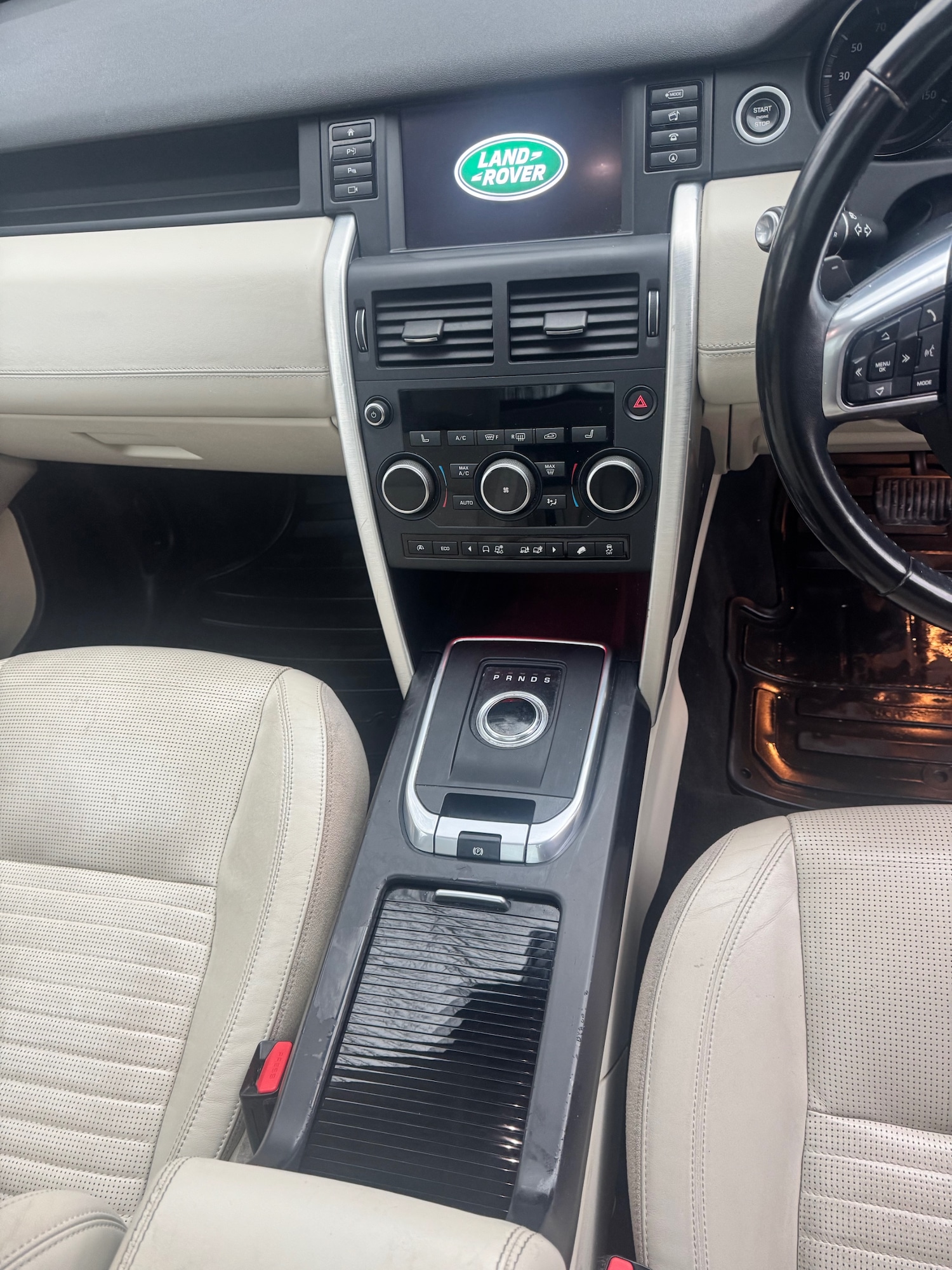 Used Land Rover Discovery Sport 2017 for sale - 77423148: Photo 30