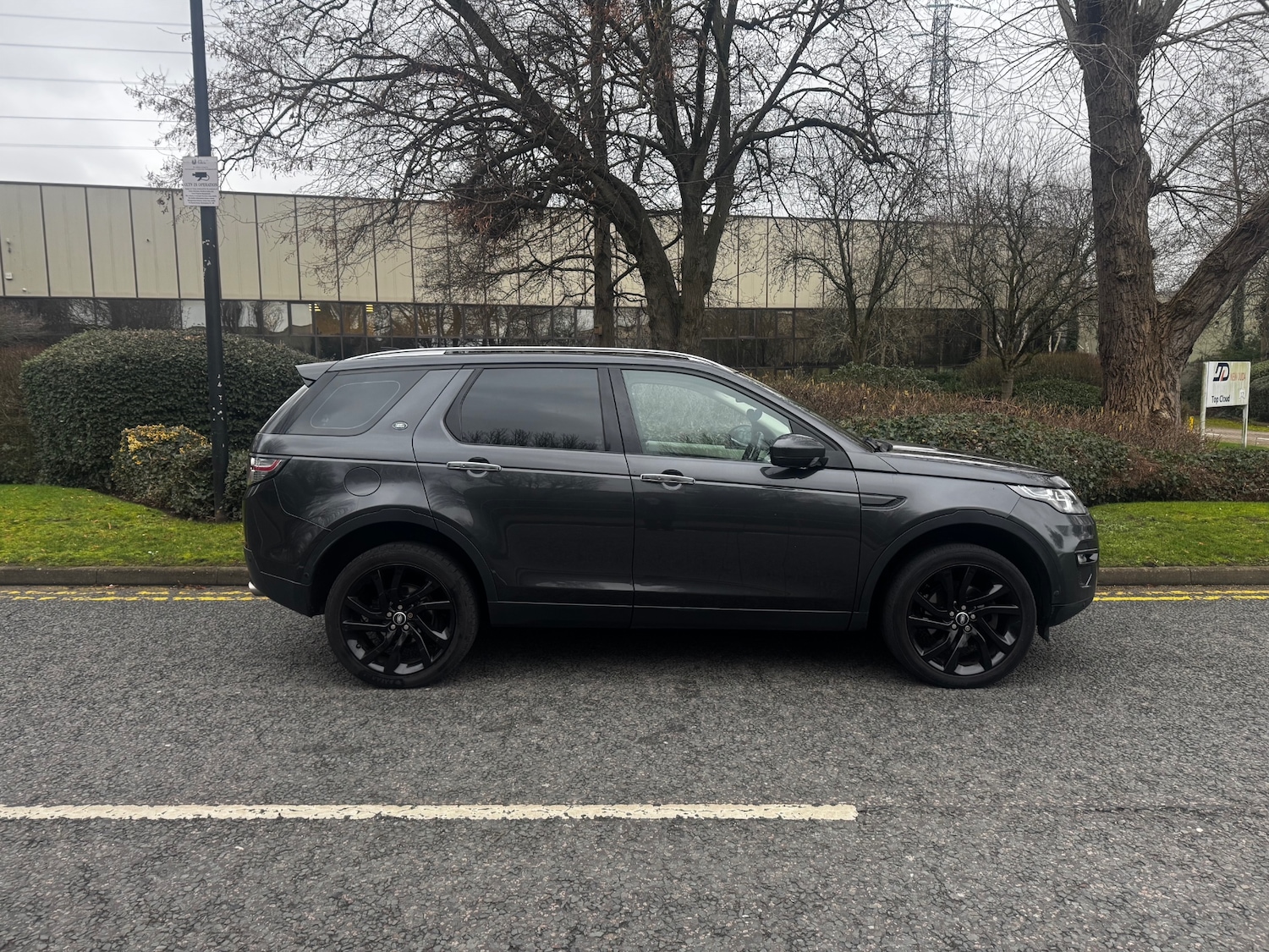 Used Land Rover Discovery Sport 2017 for sale - 77423148: Photo 7
