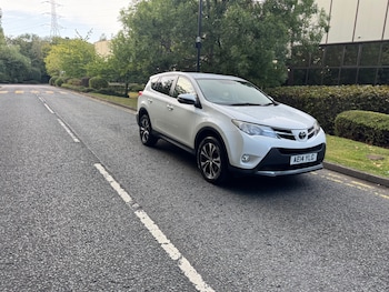 Used Toyota RAV4 2015 for sale - 75946630: Photo