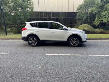 Used Toyota RAV4 2015 for sale - 75946630: Photo