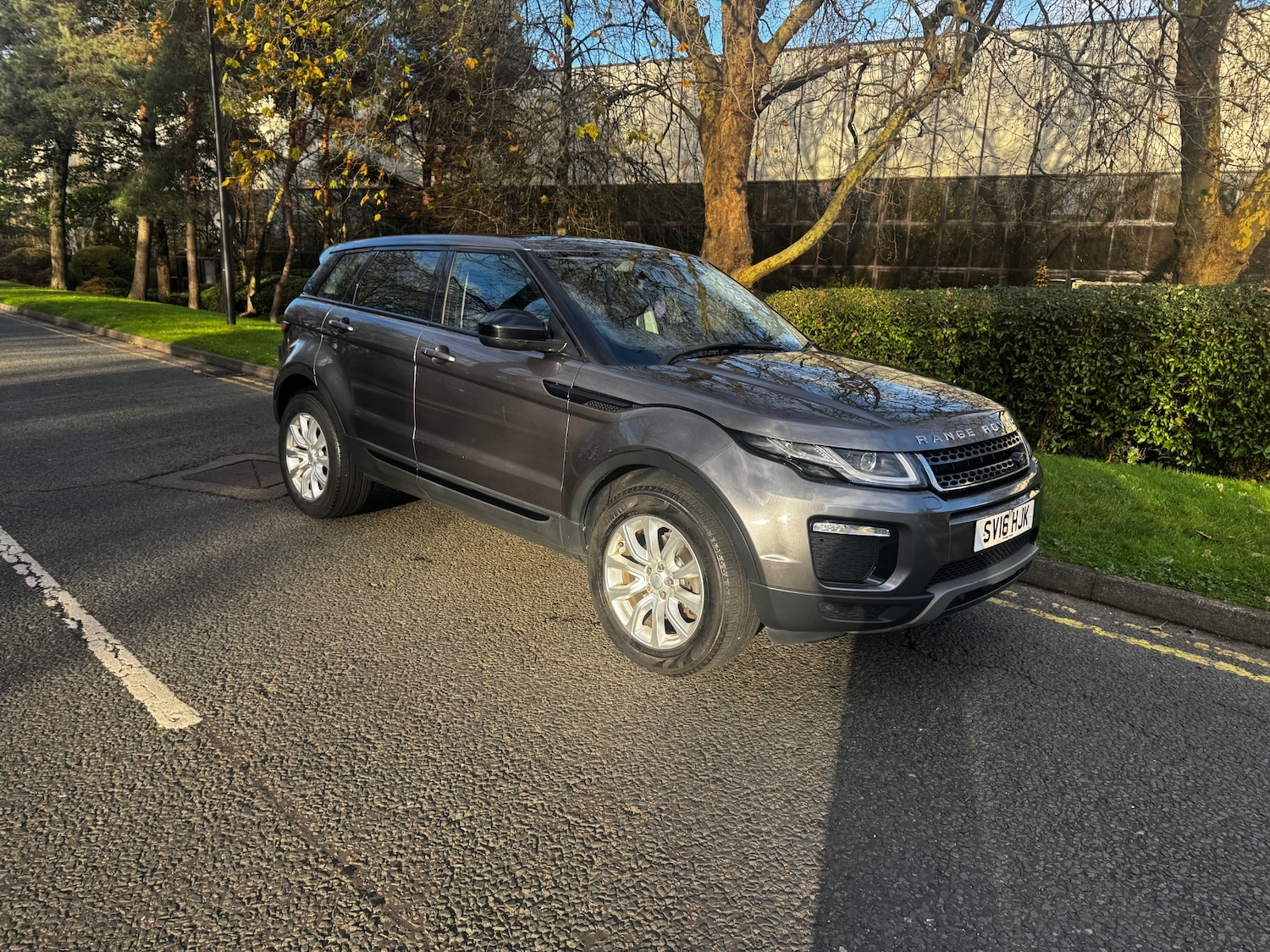 Used Land Rover Range Rover Evoque 2016 for sale - 76627290: Photo 1