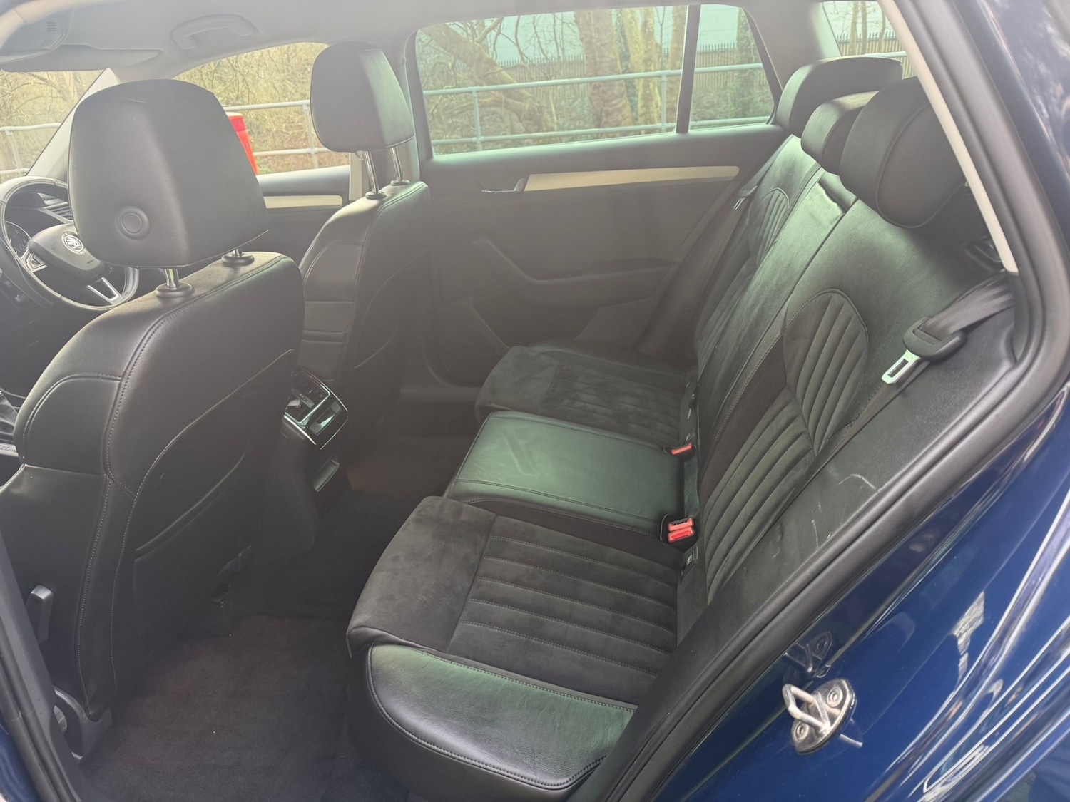 Used Skoda Superb 2016 for sale - 77829933: Photo 17