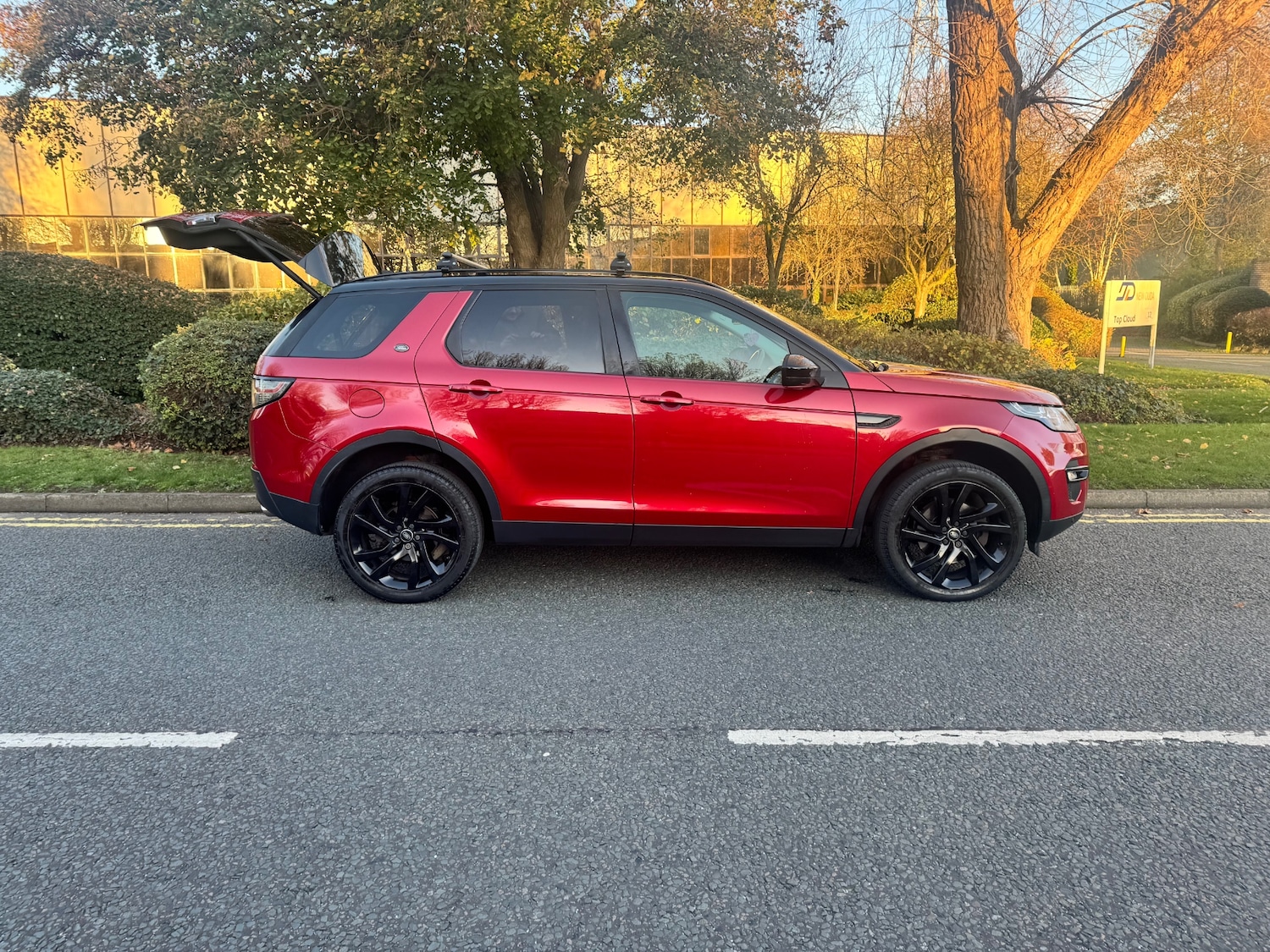 Used Land Rover Discovery Sport 2016 for sale - 76748452: Photo 15