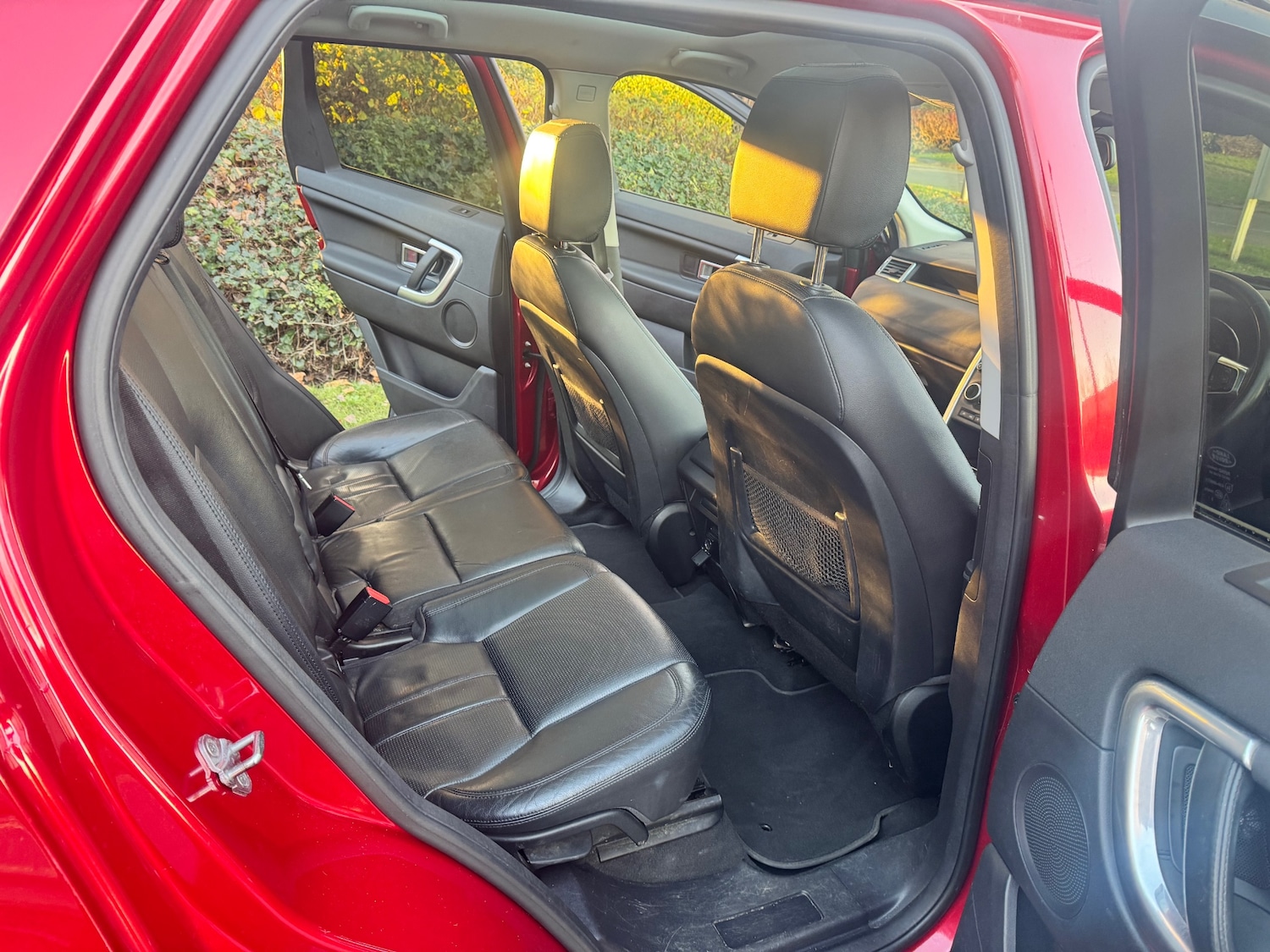 Used Land Rover Discovery Sport 2016 for sale - 76748452: Photo 16