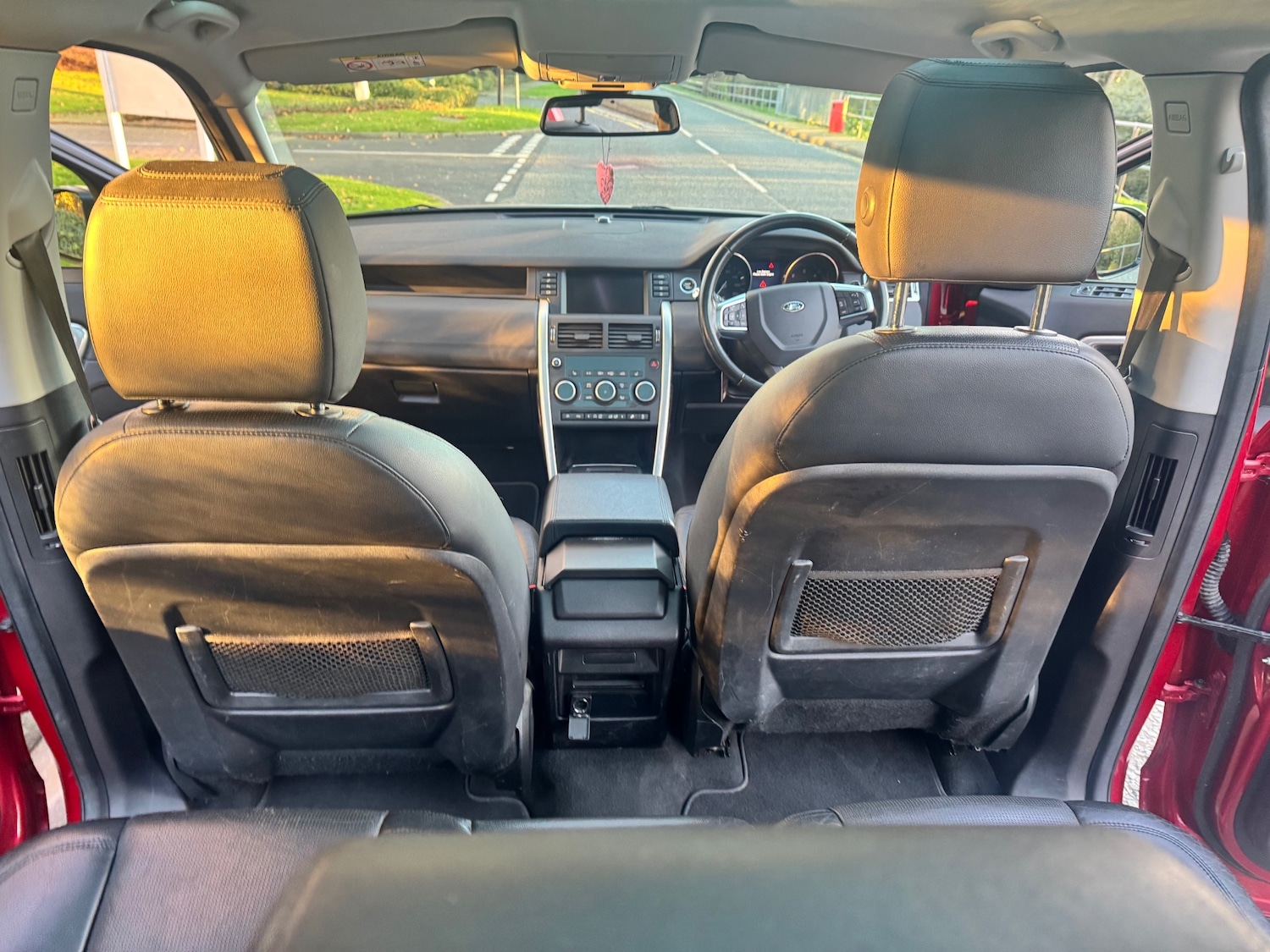 Used Land Rover Discovery Sport 2016 for sale - 76748452: Photo 17