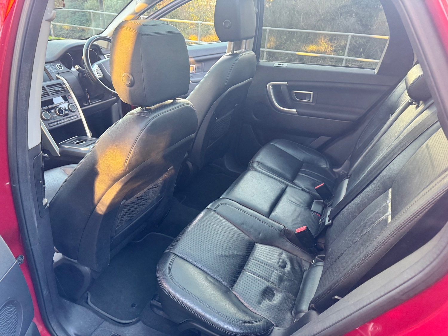 Used Land Rover Discovery Sport 2016 for sale - 76748452: Photo 21