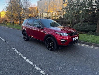 Used Land Rover Discovery Sport 2016 for sale - 76748452: Photo