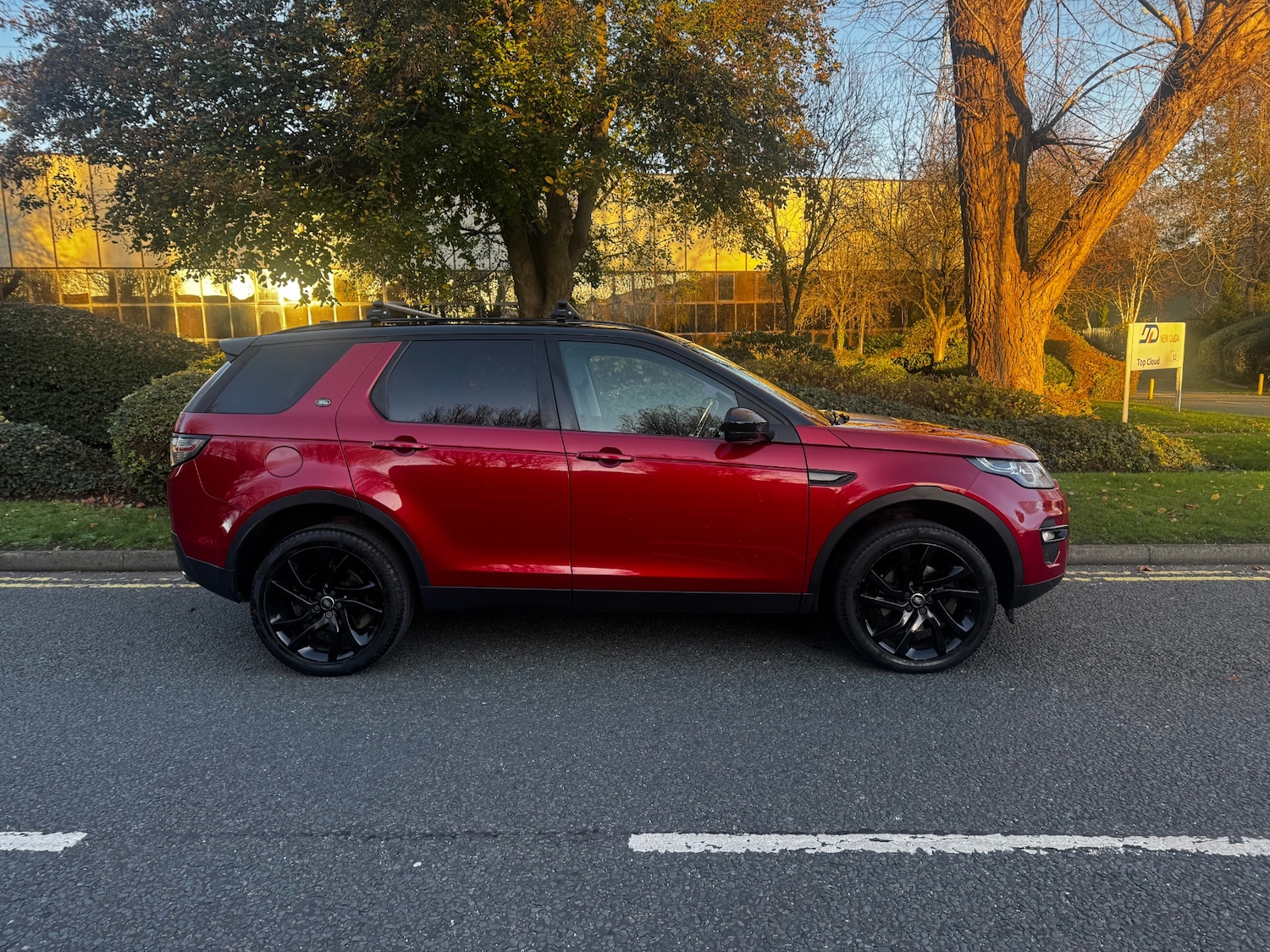Used Land Rover Discovery Sport 2016 for sale - 76748452: Photo 6