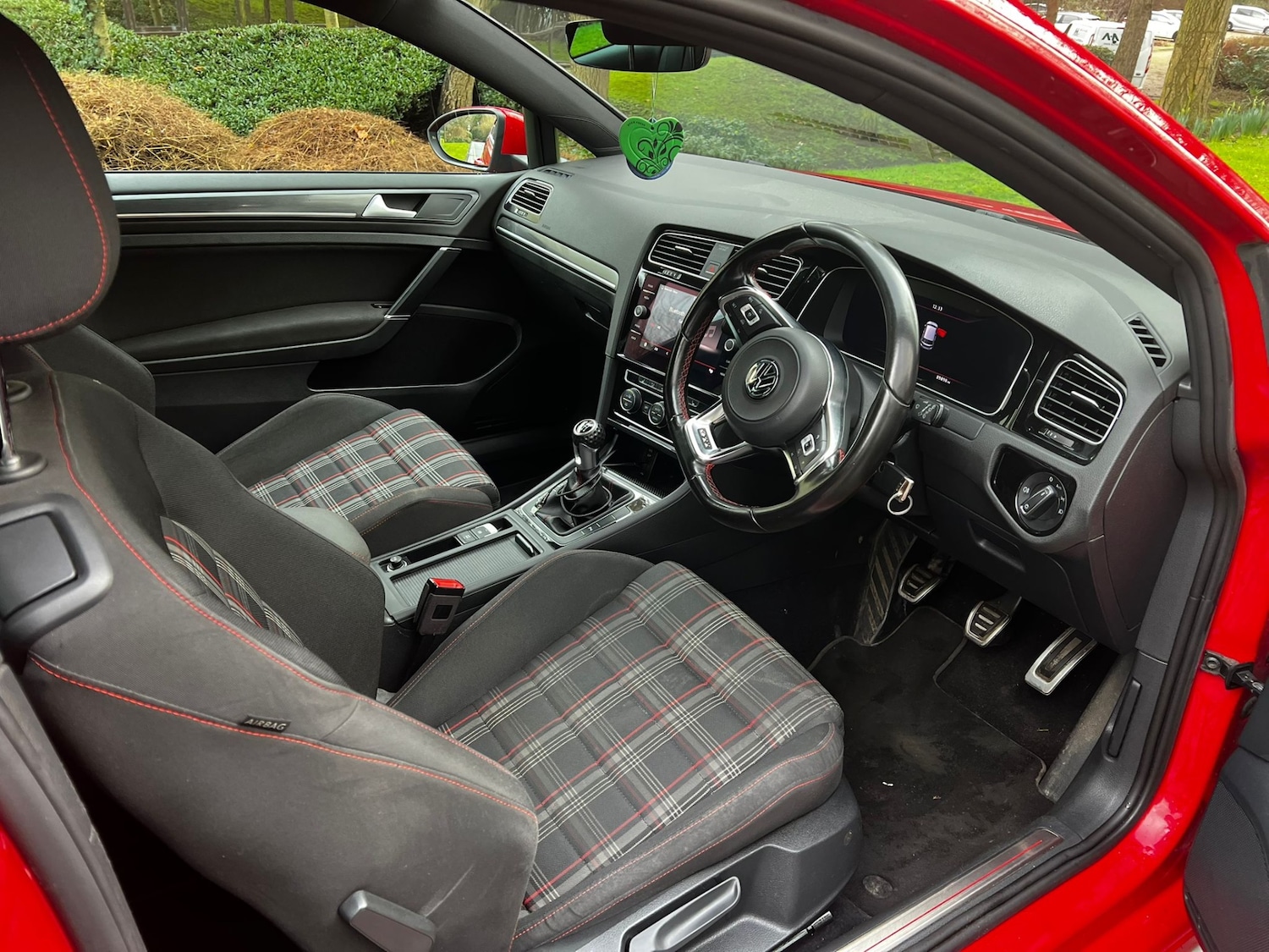 Used Volkswagen Golf 2017 for sale - 77643433: Photo 11