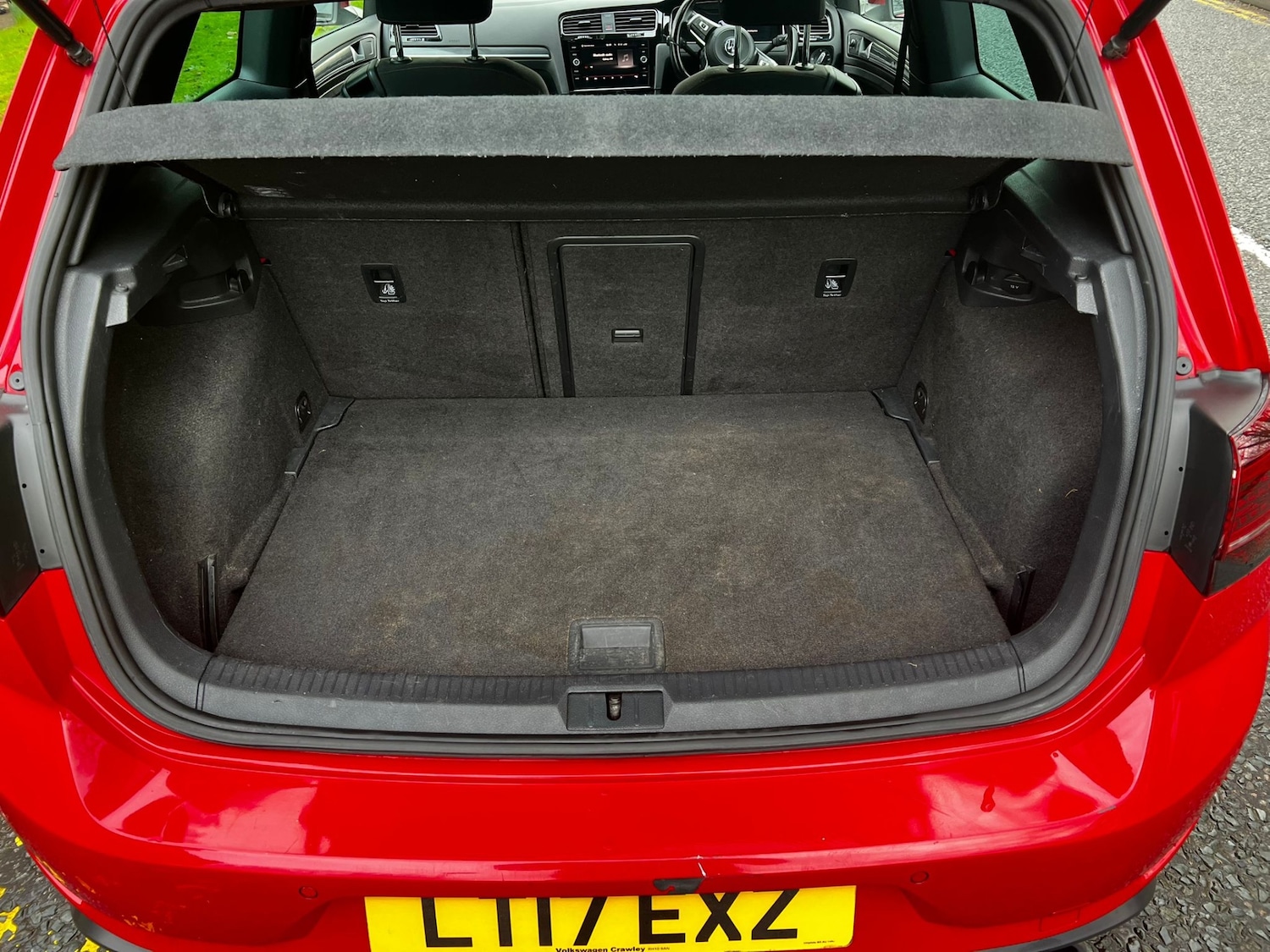 Used Volkswagen Golf 2017 for sale - 77643433: Photo 21