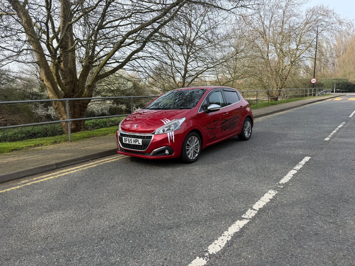 Used Peugeot 208 2015 for sale - 77973600: Photo 11