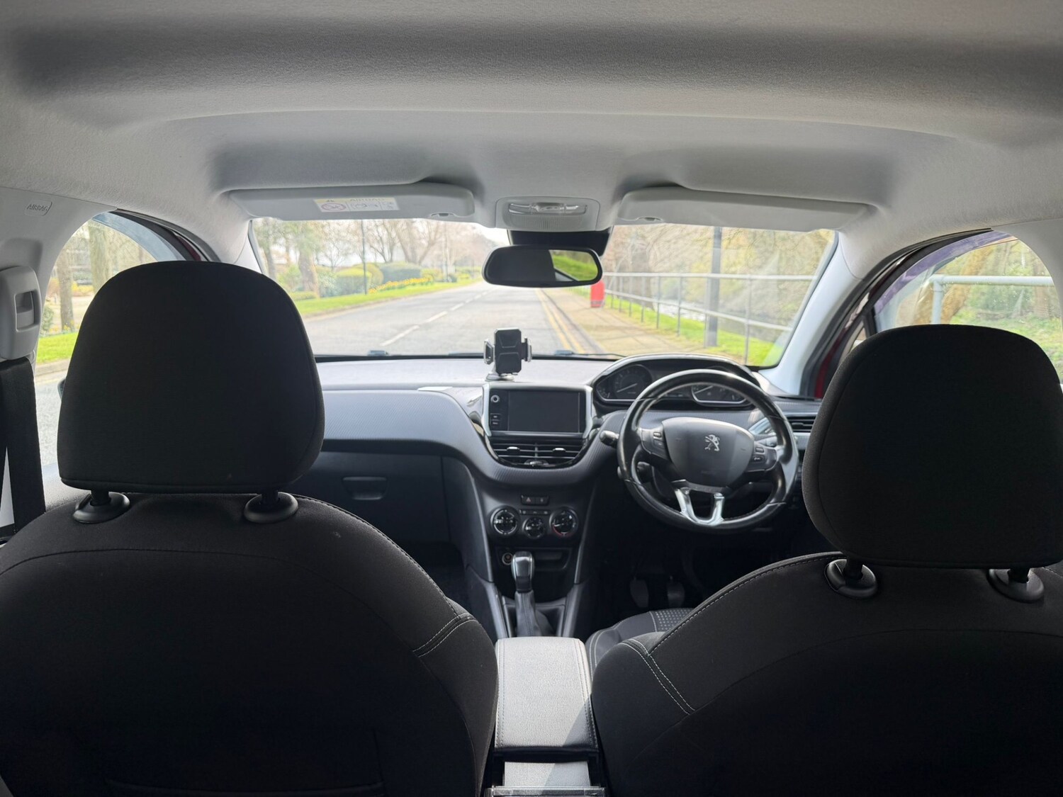 Used Peugeot 208 2015 for sale - 77973600: Photo 21