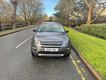 Used Land Rover Discovery Sport 2016 for sale - 77085192: Photo
