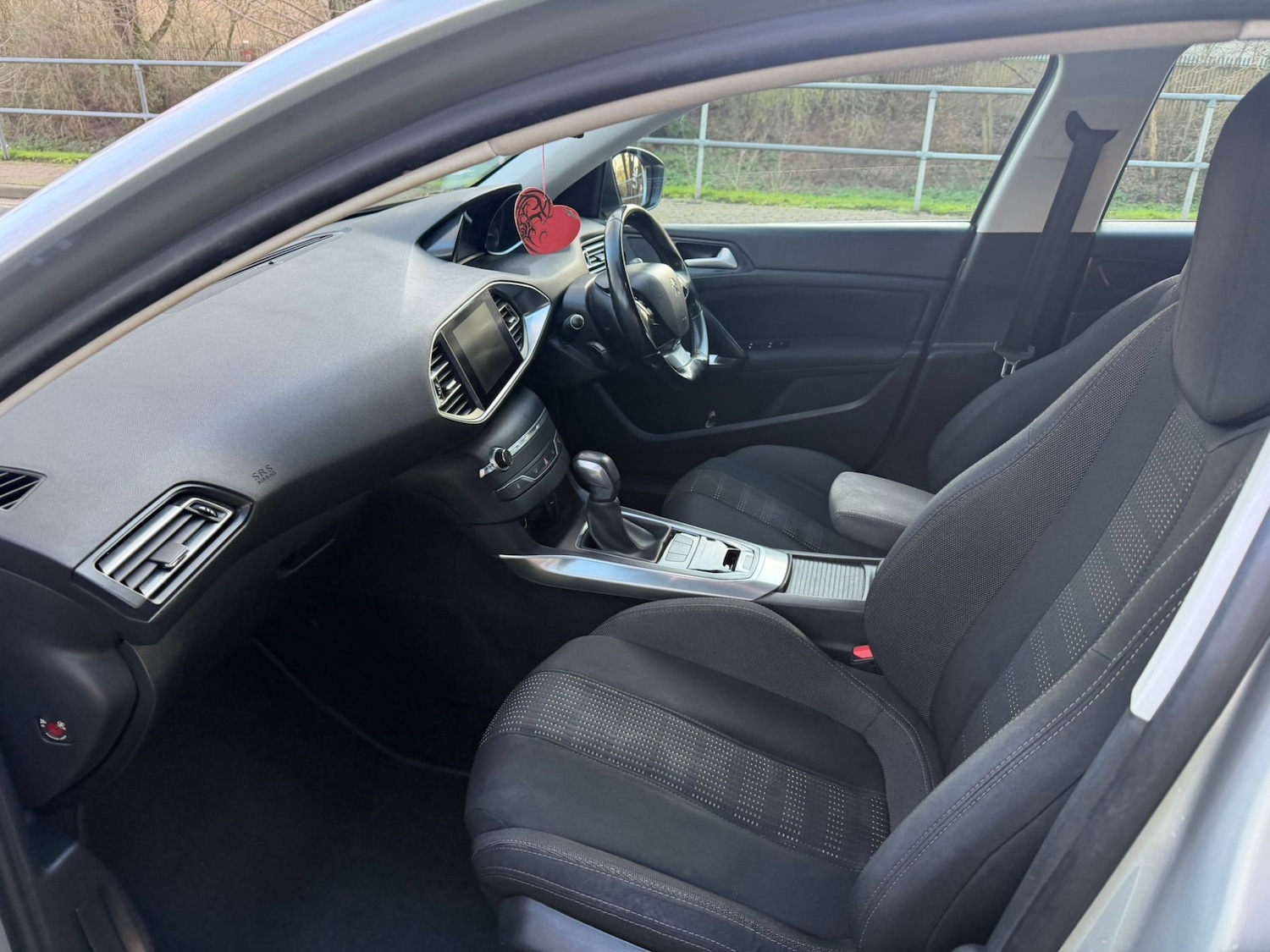 Used Peugeot 308 2016 for sale - 77896595: Photo 26